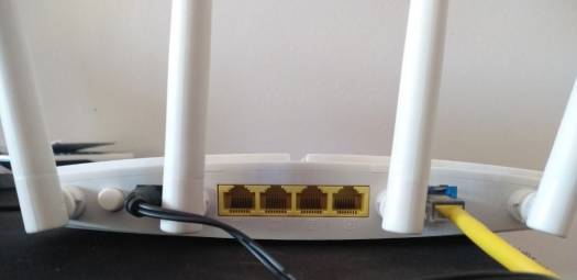 DWR-M960 4G AC1200 LTE CAT4 Wireless Router offers fast DWR-M960 4G AC1200 LTE CAT4 Wireless Router offers fast
